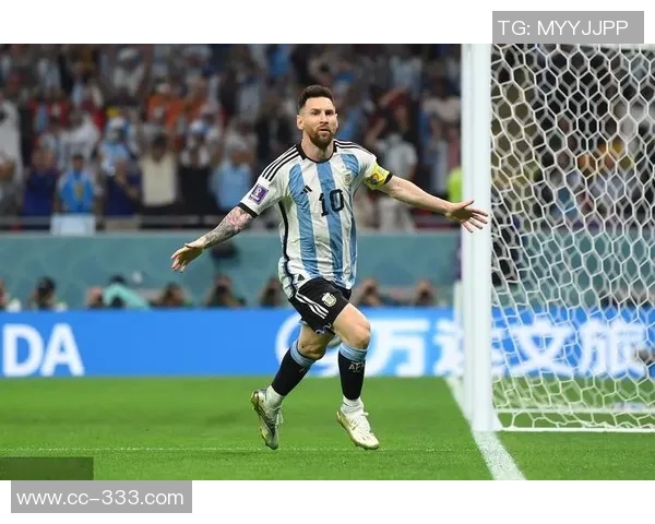 费迪南德畅谈梅西采访梦想与小贝沟通曼联表现分析 费迪南德畅谈梅西采访梦想与小贝沟通曼联表现分析